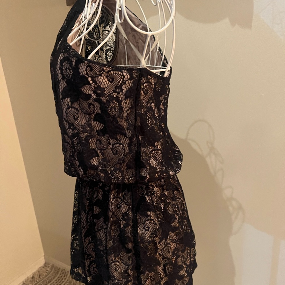 Bisou Bisou Black Lace One-Shoulder Blouse - Picture 6 of 6